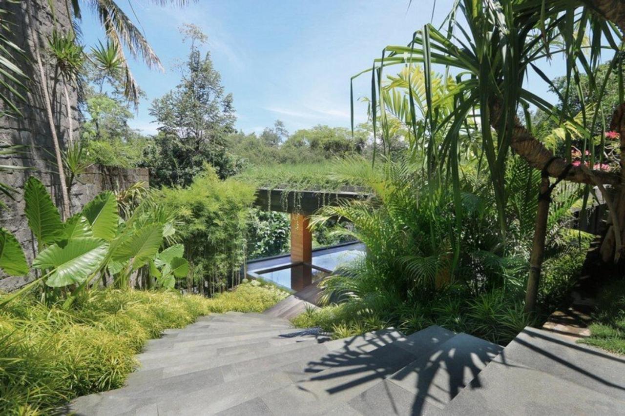 Chameleon Villa Bali Табанан Экстерьер фото