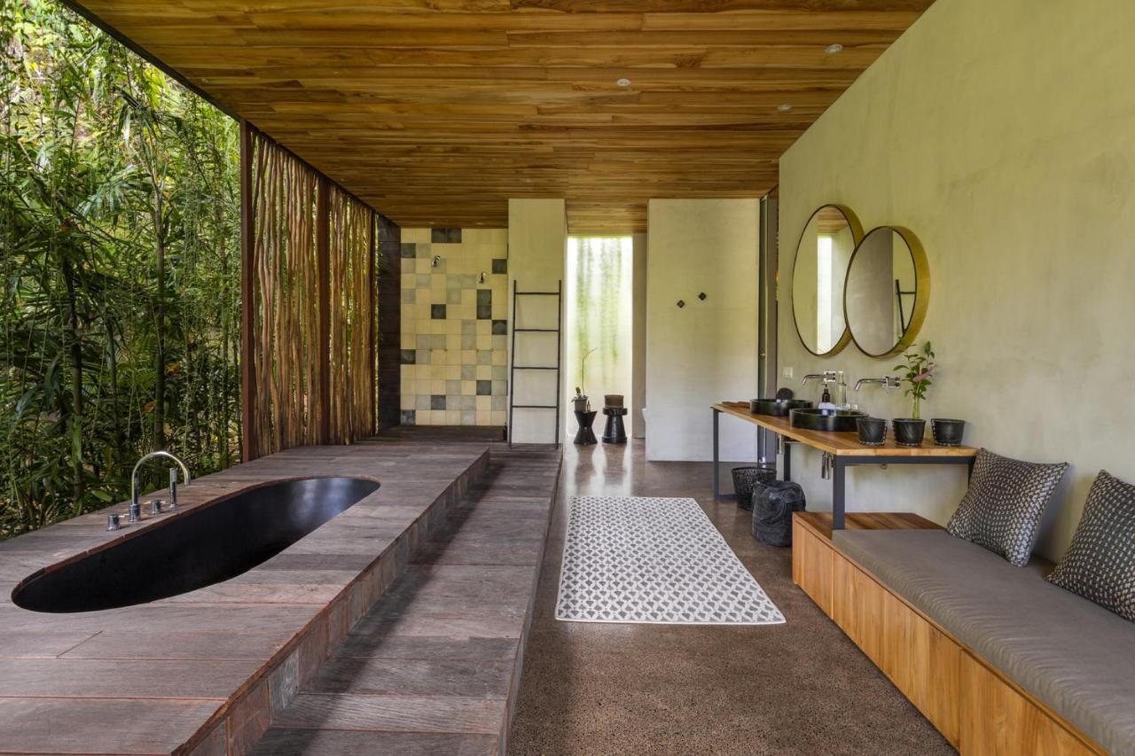 Chameleon Villa Bali Табанан Экстерьер фото
