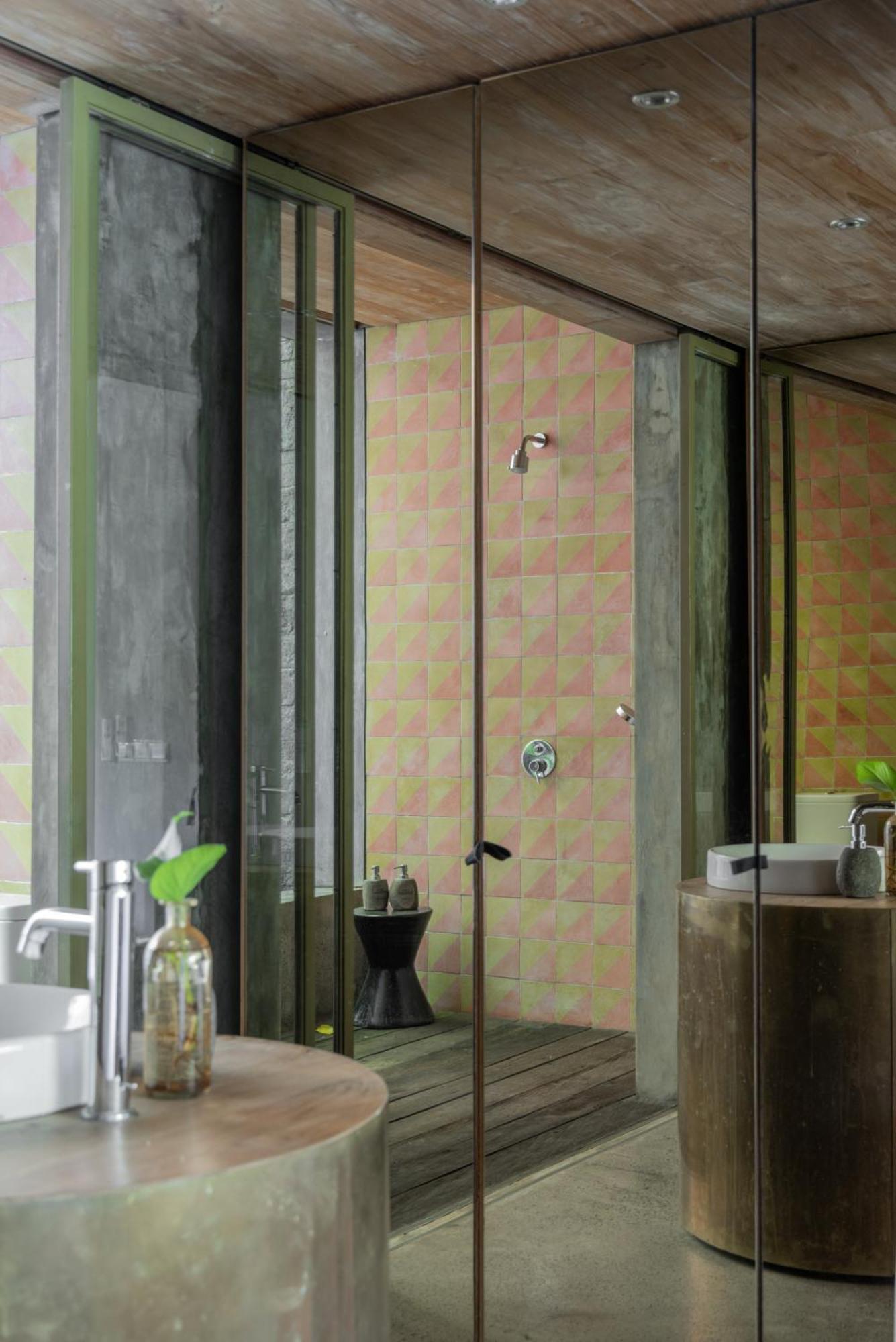 Chameleon Villa Bali Табанан Экстерьер фото