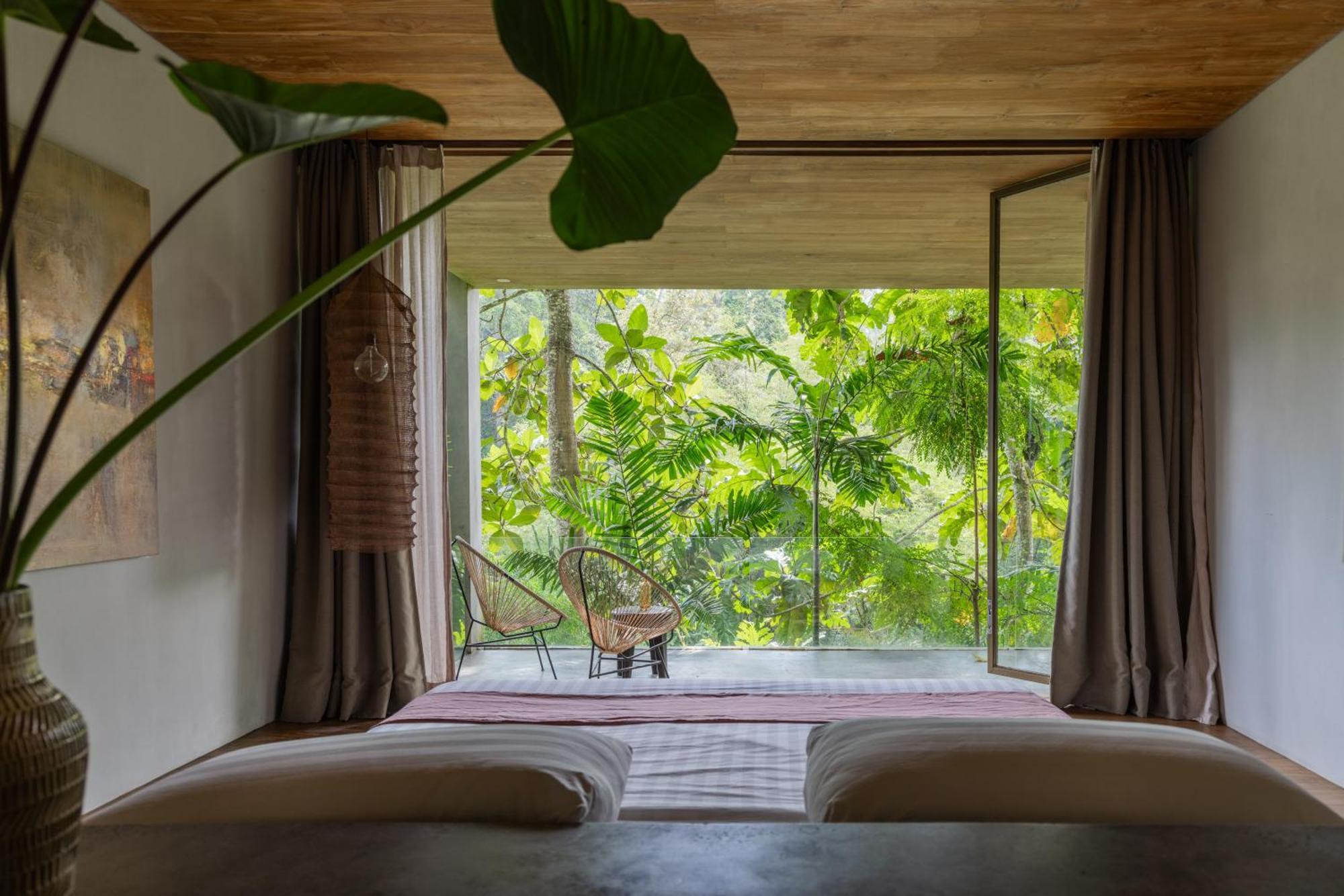 Chameleon Villa Bali Табанан Экстерьер фото
